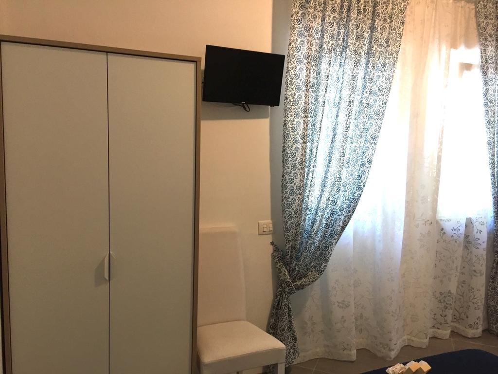 Aquarius Rome Panzió Kültér fotó